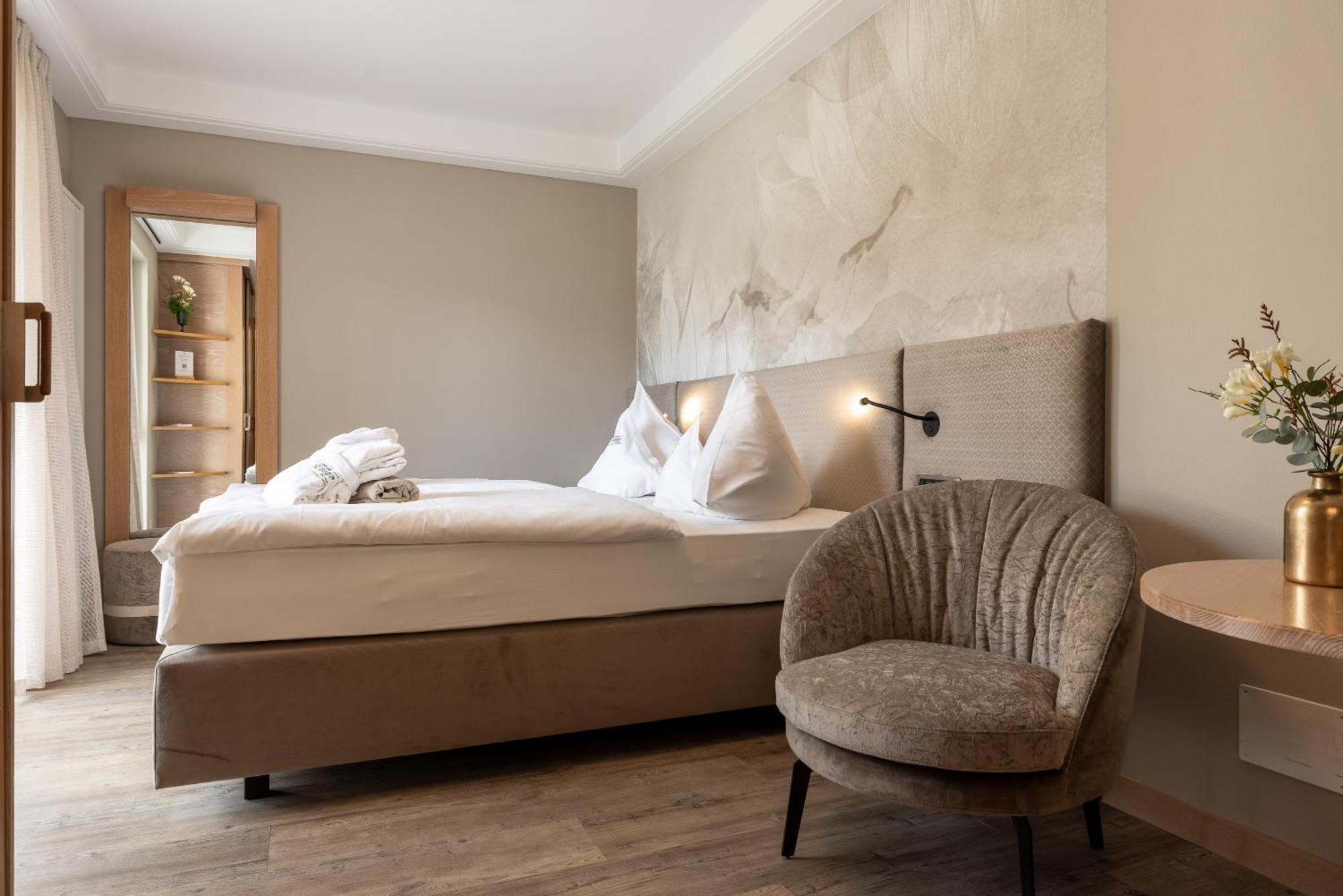 Gartenhotel Moser Appiano Sulla Strada Del Vino Room photo